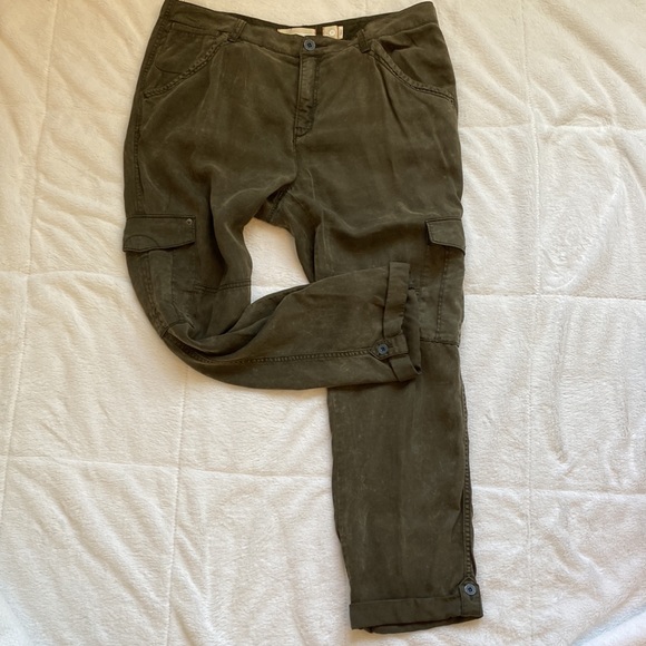 HEI HEI Anthropologie Olive pants size 31 - Picture 10 of 10
